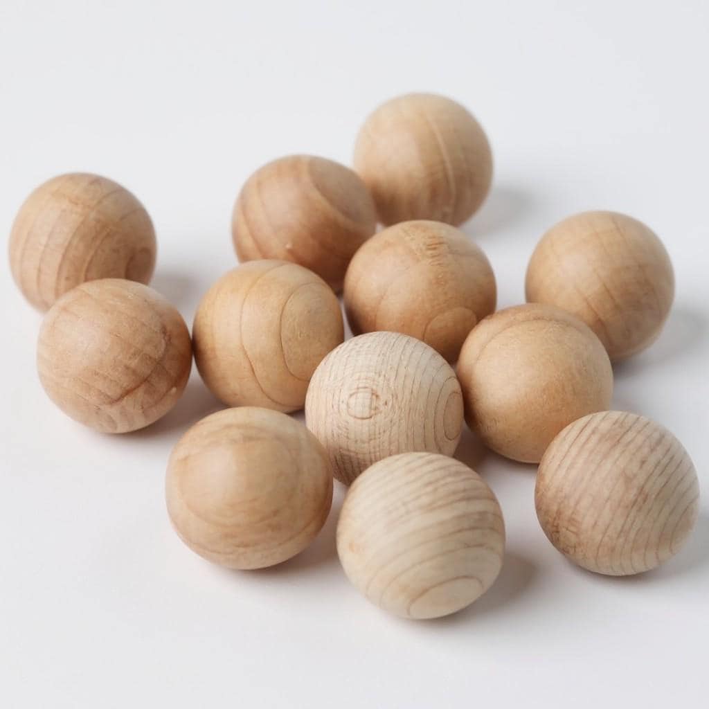 Wooden Craft Ball – Unfinished Natural Sphere for Sorting Games